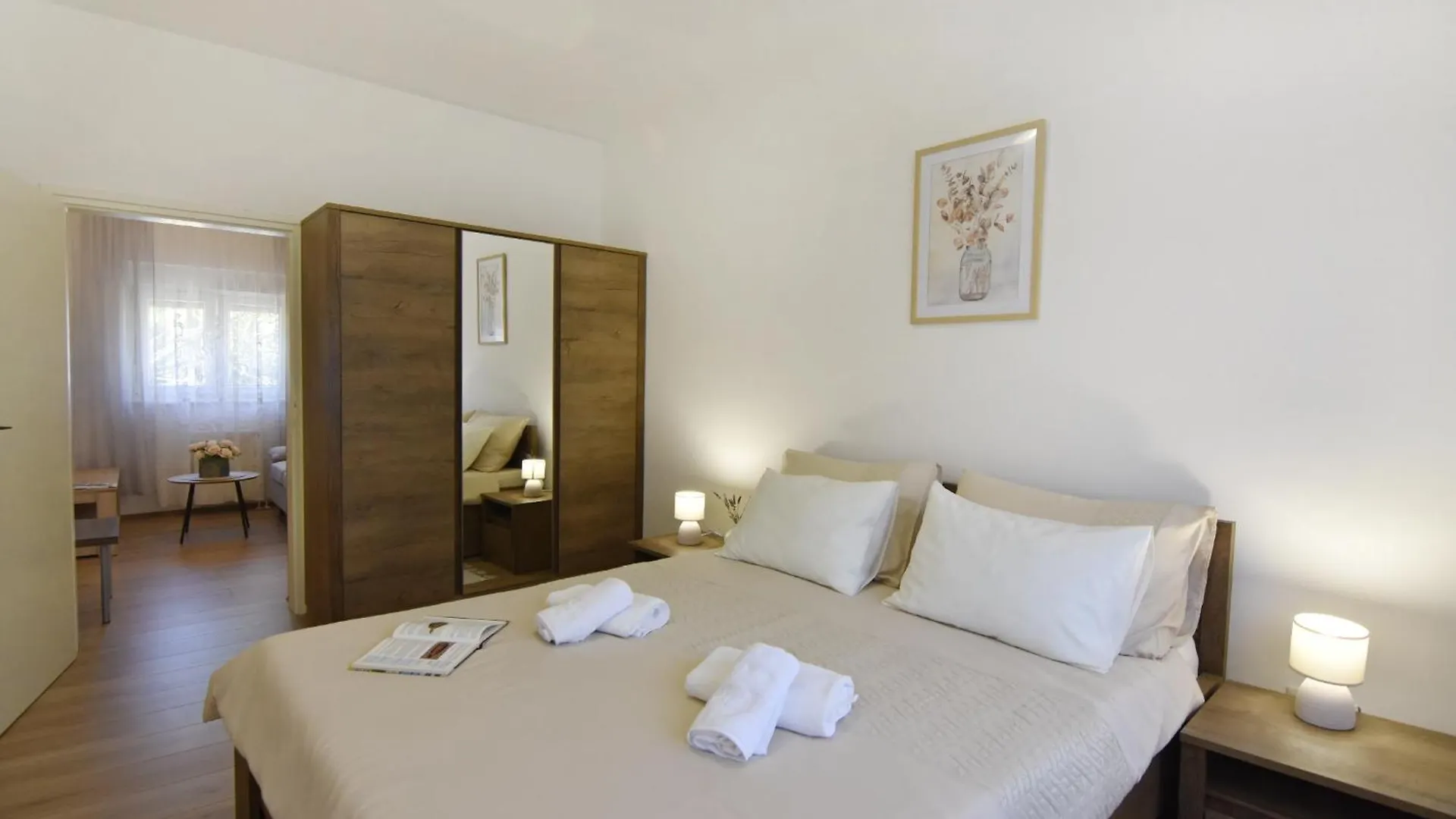 Apartments With A Parking Space Umag - 21359